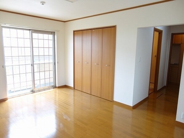 ヴィラ ジャスティスIの物件内観写真